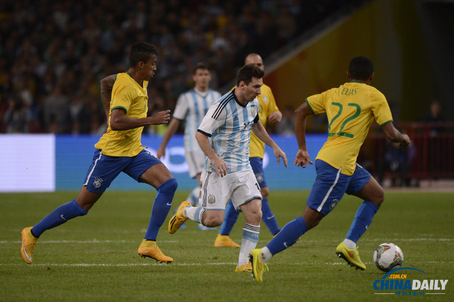 南美超级德比杯阿根廷对巴西在北京鸟巢展开精彩对决