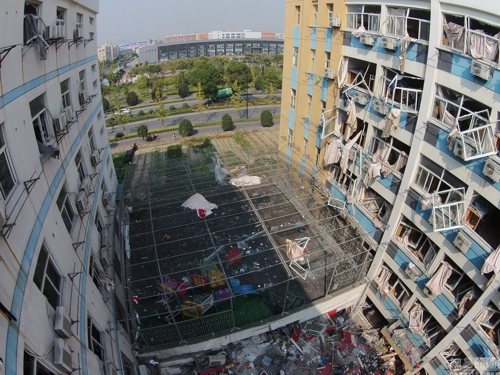 杭州一学生宿舍发生爆炸 13学生受伤