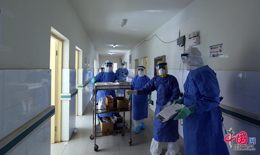 我国首支援塞医疗队已收治确诊埃博拉患者94例[组图]