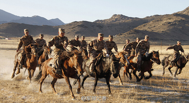 马刀下的辉煌：中国最后的骑兵部队