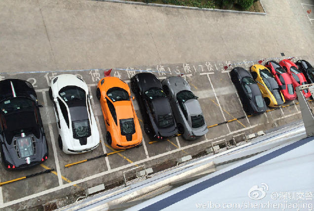 11香港人驾驶豪车深圳狂飙 速度相当于7分钟从南山到东莞