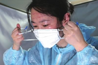 中国第二批援塞医疗队明日赶赴西非备战埃博拉