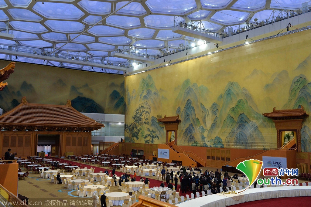 探访北京APEC水立方会场 领导人合影台最受欢迎