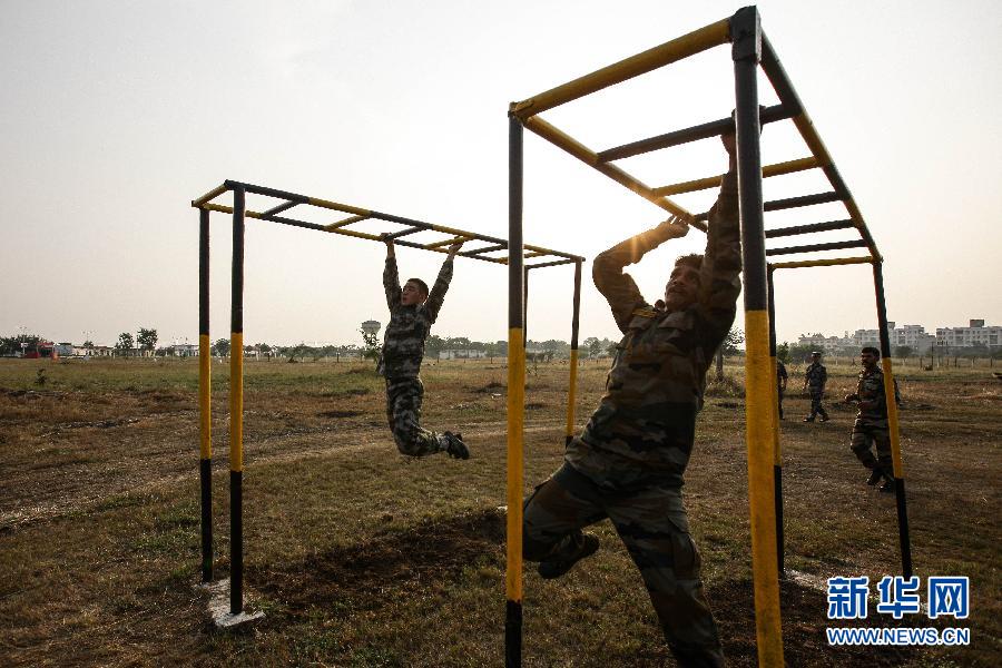 直击“携手—2014”中国印度陆军反恐联合训练
