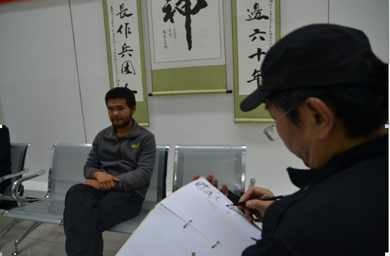 戈壁母亲展览馆启动，新疆青年书画家赴一二六团写生行