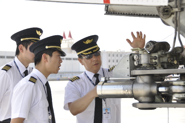 学无止境：南航新疆飞行员课程表的时代变化