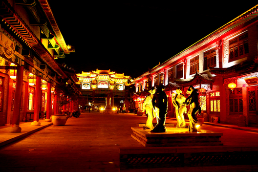 老挝首届国际旅游文化节在金三角特区举办