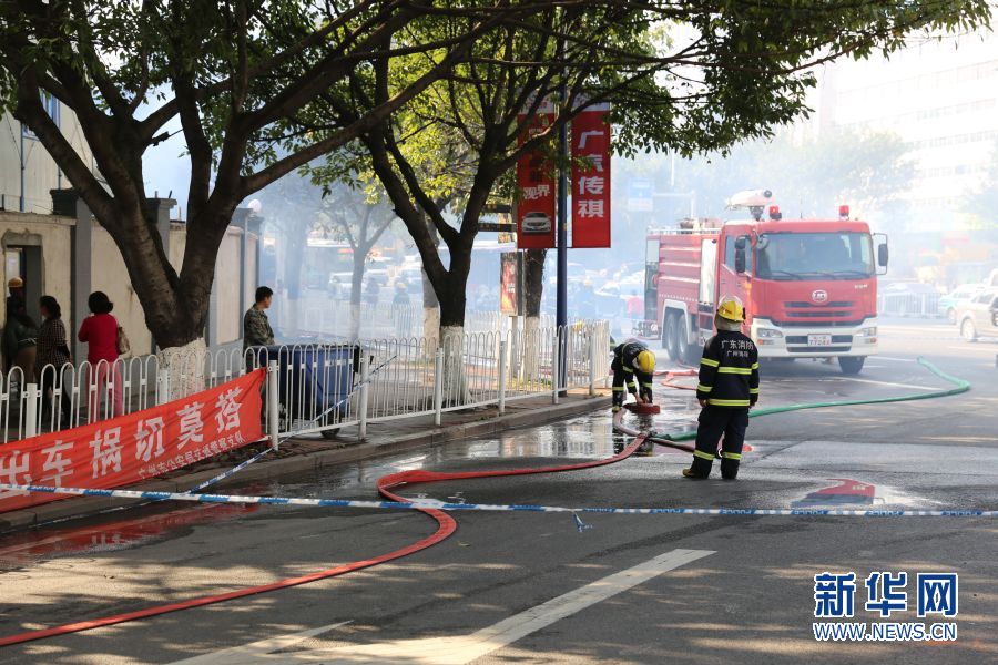 广州一处工地发生火灾 一人受伤