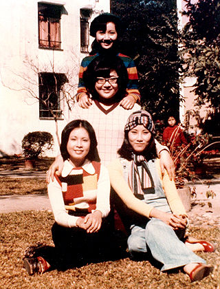 刘嘉玲抢曾华倩男友梁朝伟 揭秘娱乐圈女星恩怨史