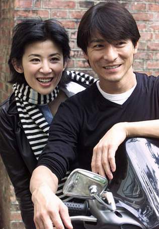 刘嘉玲抢曾华倩男友梁朝伟 揭秘娱乐圈女星恩怨史