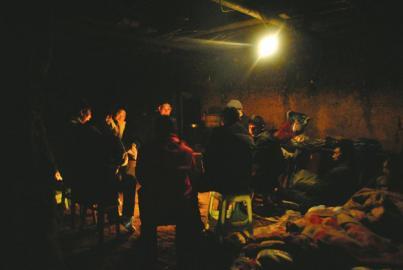 四川13岁男孩寻鸡疑遭邻居骂小偷 回家自缢身亡