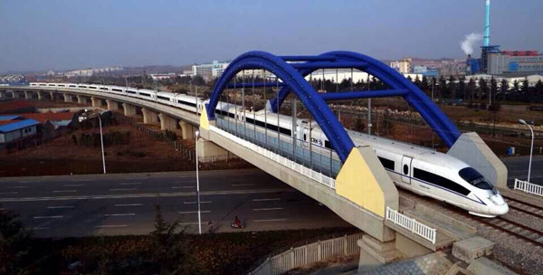 青荣城铁开通运营 胶东半岛有望步入“一小时生活圈”