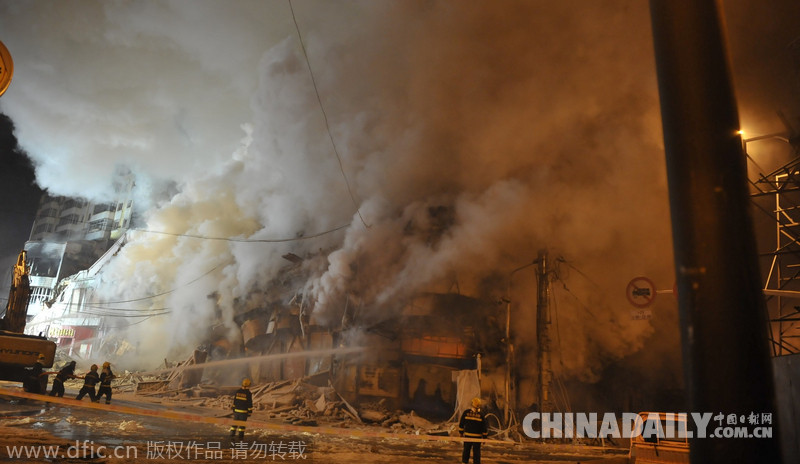 哈尔滨一仓库发生火灾 3名消防员遇难