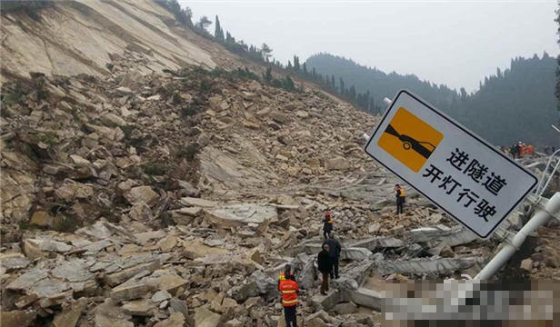 贵州遵赤高速塌方已致3人遇难