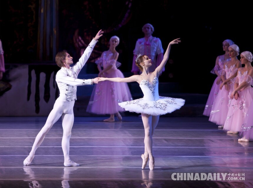 乌克兰芭蕾舞团携百年经典芭蕾舞剧《胡桃夹子》“亮相”历山剧院