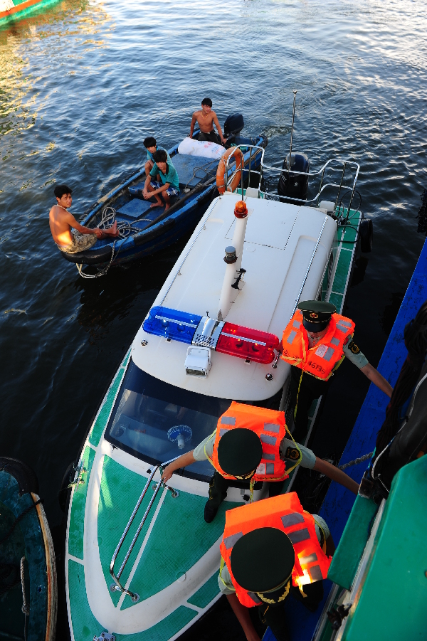 2014年“南海110” 救助遇险渔民2400余人