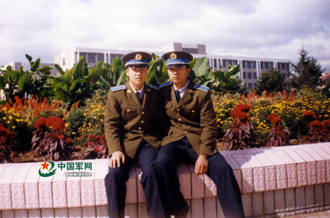 中国空军金头盔第一猛男：蒋佳冀成长轨迹