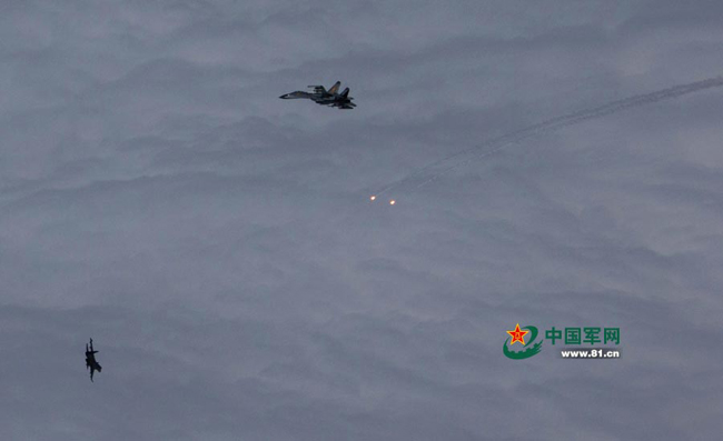 中国空军金头盔第一猛男：蒋佳冀成长轨迹