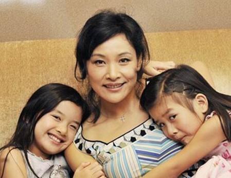  陈冲 二婚 女儿近照曝光  长相漂亮似混血 - 国内