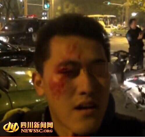 成都便衣实拍视频走红网络 警匪玩命搏斗感动网友