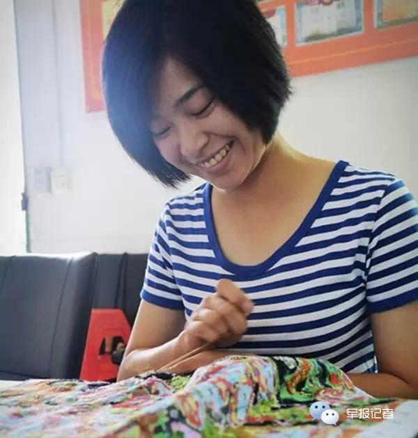 颜值爆表！短发才是军中女神的标准