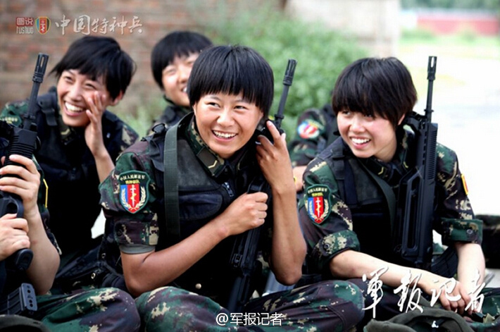颜值爆表！短发才是军中女神的标准
