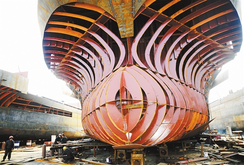 三峡库区最大船舶7000吨级滚装船 3月试水航行