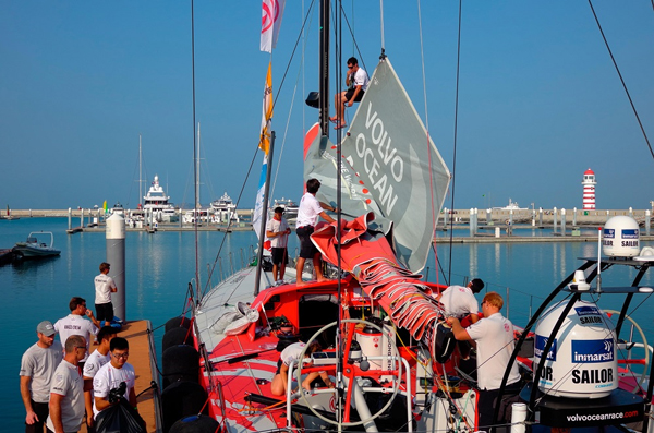 东风队创历史夺第三赛段冠军 成赛事首支中国冠军船队