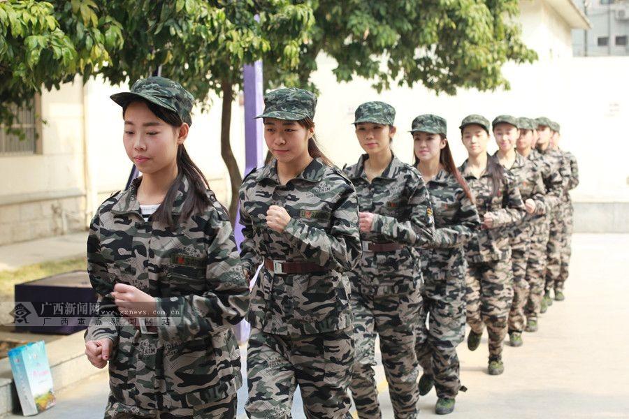 广西南宁现练习生基地 探秘明星制造工厂