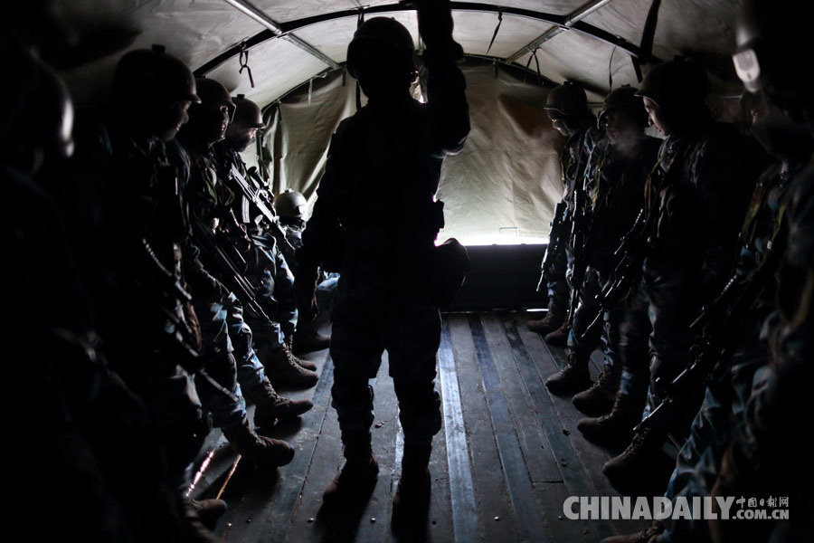 中国海军陆战队极寒对抗演练