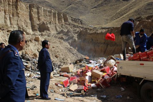 2014年西藏销毁假冒伪劣商品11.7吨