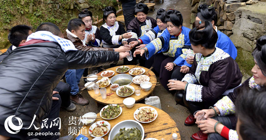 贵州民俗：五百年侗寨“吃相思”过大年