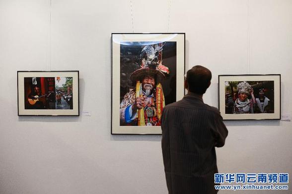 “印度摄影师眼中的中国云南”摄影展在加尔各答举行