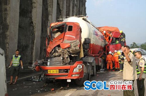 京昆高速广元境内魔鬼路段去年发生事故49起死亡10人