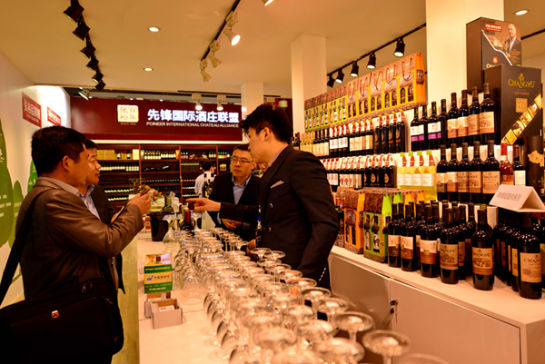 张裕解百纳成为世界最大葡萄酒单品之一 销量4亿瓶!
