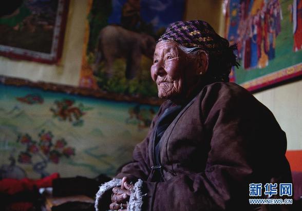 拥抱新生——四位普通西藏人的历史记忆