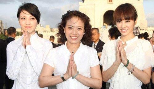 杜海涛沈梦辰恋爱疑炒作　揭芒果台主播混乱情史