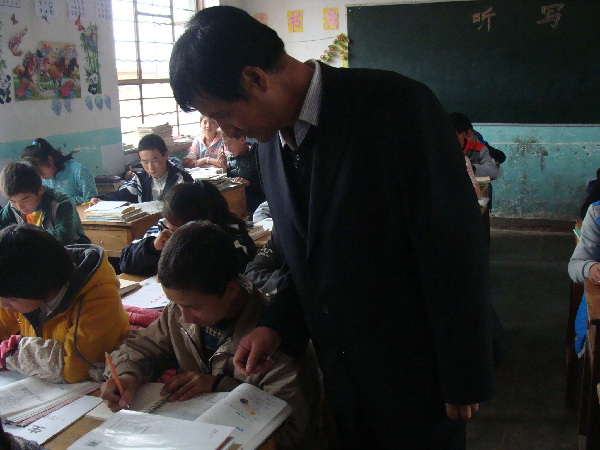 甘肃平凉市：有一位怀揣信念，坚守大山奉献29年的普通老师