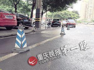 市政停车位被占用 4S店：渝北区停车办批了的