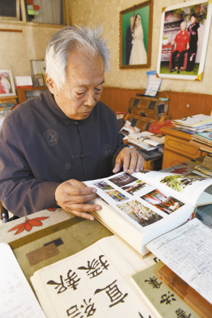 生花妙笔画出正定十六景 半年多时间完成了16幅作品