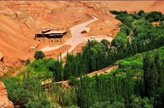 吐鲁番零距离：画在大地上的土庄——吐峪沟