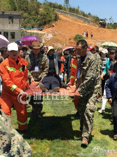 浙江苍南倒塌事故已致2死48伤 相关负责人被控制