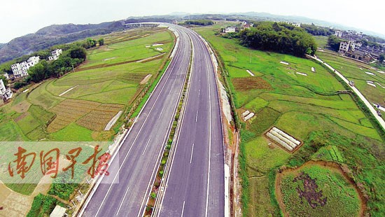 梧州至贵港高速路通车 三地结束没有通高速路历史