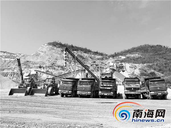 三亚采石场违规开采屡遭投诉 职能部门被批监管不力