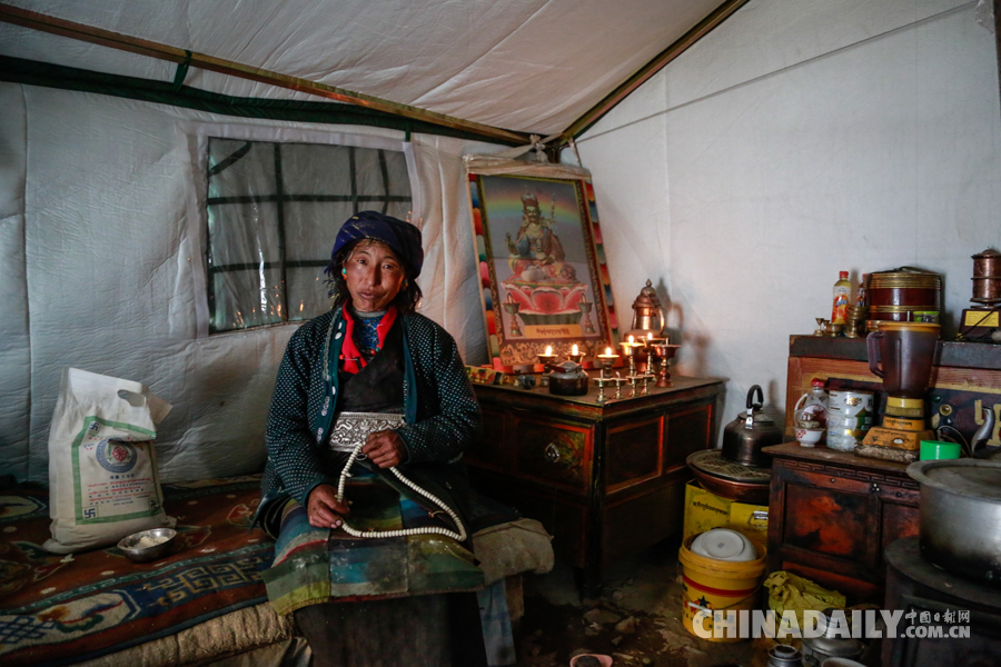 西藏聂拉木县：受灾群众安顿生活
