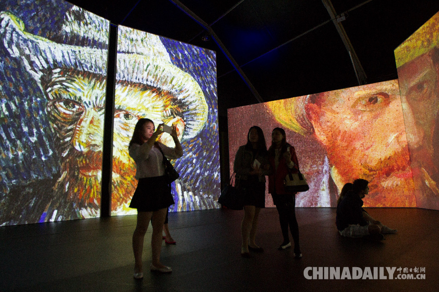 上海：“不朽的梵高”感映艺术大展迎首秀