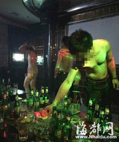 三明豪门音乐会所被曝涉黄 现场多名女子裸舞