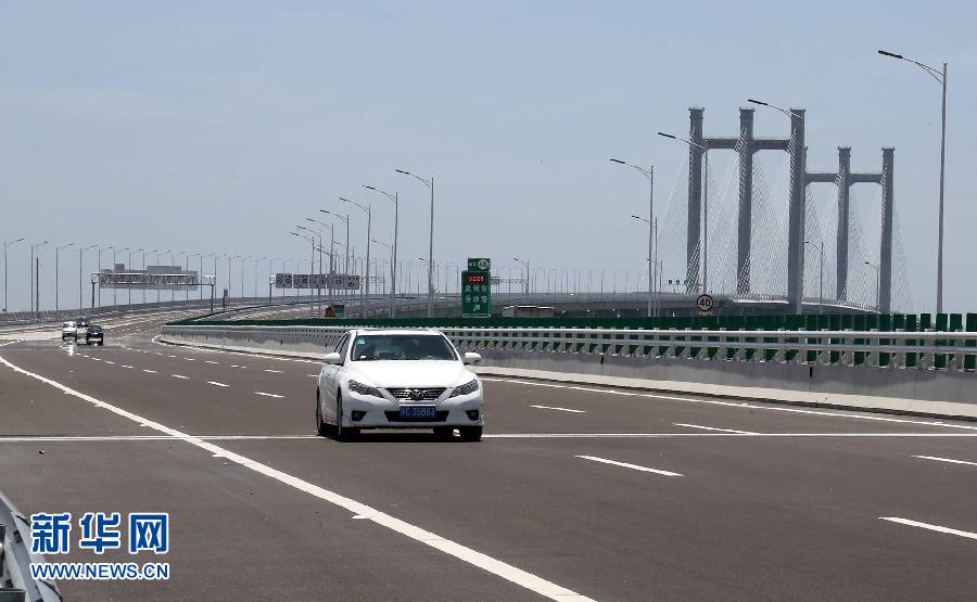 福建最长跨海大桥——泉州湾大桥正式通车