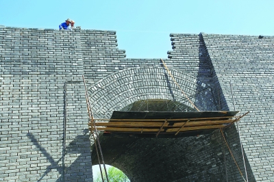 河北宣化古城高远门开始修复
