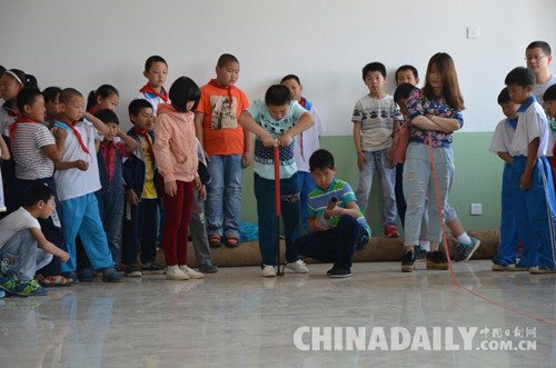 河北迁安建昌营镇中心校举办中小学生趣味科技比赛